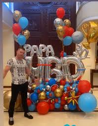 She owns a nail salon named nailbar and boutique in guadalajara, jalisco. Raul Brindis On Twitter Asi Celebro Fernanda Gomez Los 30 Anos De Saul Canelo Alvarez