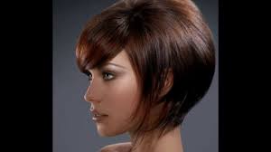 Die gestuften haare darunter heben den kurzen bob an. Bob Frisuren Gestuft Ideen Youtube