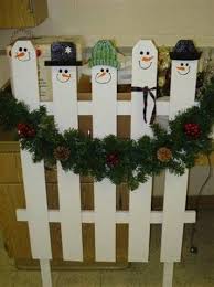 Picket Fence Crafts Snowman Picket Fence Christmas Crafts Snowmen Pinterest Christmas Crafts Snowman Christmas Wood Christmas Decorations