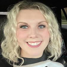 Darlene Long's Instagram, Twitter & Facebook