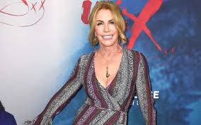 Shannon tweed was born in st. Shannon Tweed S Wedding Find Out All The Details Of Her Marriage And Relationship Idol Persona