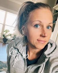 Emily Doran's Instagram, Twitter & Facebook