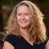 Sonja Vail's Instagram, Twitter & Facebook