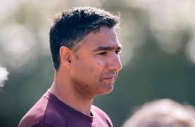 Waiting for a programme to start at 9.30 I did watch the beginning. I'll be  surprised if Nick wins.