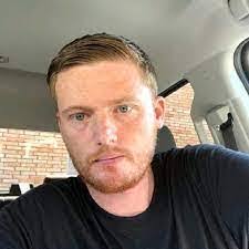 Shawn Scoles's Instagram, Twitter & Facebook