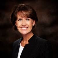 Lindsey Pease's Instagram, Twitter & Facebook