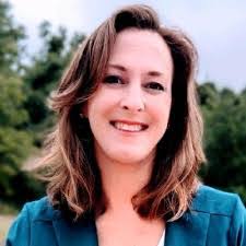 Laura Schorr's Instagram, Twitter & Facebook