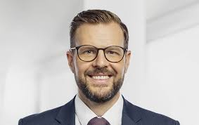 Dennis Scheller: Die Zeit als engster Verbündeter