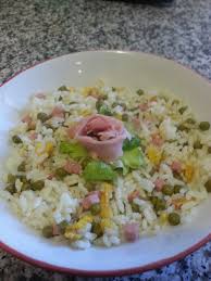 Riso Alla Cantonese Decorato Con Rosa Di Prosciutto Cotto Piatti Prosciutto Cotto Decorazioni Rosa
