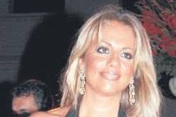 Anadolu grubu'nun yönetim kurulu başkanı tuncay özilhan'ın kızı i̇pek özilhan özkan'ın kızı: Sadece Ablasi Katildi Takvim