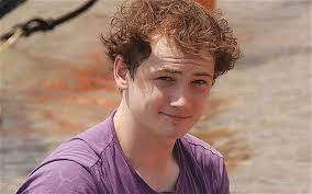 Expedition leader 'tried to gouge polar bear's eyes' after student attack