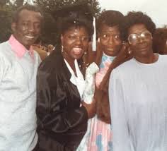 Viola Davis graduation from Juilliard in 1993. Her father Dan Davis, Viola Davis,  her mother Mary Alice Davis, and her grandmother Mozell Logan. Viola Davis  is the first Black woman to ever