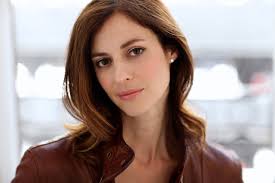 Katharine Powell's Instagram, Twitter & Facebook