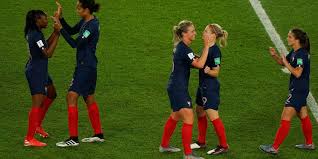 Entre traditions et modernité, la corée satisfera vos envies de shopping. Coupe Du Monde Feminine France Coree Du Sud Un Record D Audience Sur Tf1