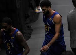 Jamal murray is playing with a limp due to a right knee injury nuggets are playing their 19th game. 3n21vkynjmlidm