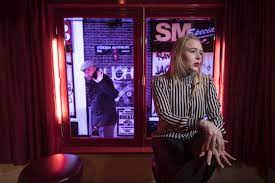 Amsterdam sex workers angry at red light district tours ban - The Boston  Globe