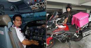 Harus memiliki otak yang cerdas, pintar dan memiliki mental kuat. Dulu Pilot Di Udara Kini Pilot Di Jalanan