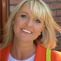 Gail Merry's Instagram, Twitter & Facebook