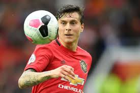 Check out his latest detailed stats including goals, assists, strengths & weaknesses and match ratings. Lindelof Wanted To Join A Championship Club Swede Almost Missed Out On Man Utd Says Ex Benfica Boss Goal Com