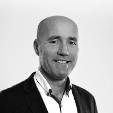 GRADUATED AND A NEW JOB After two years of studying Chemical Process  Engineering at Technische Universiteit Delft, I received my master's  certificate (GPA: 8.2/10) at yesterday's graduation…