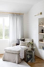 Bedroom Sitting Area Farmhouse Bedroom Shiplap With Slipcovered Chaise And Beautiful Deco Bedroom With Sitting Area Rustic Master Bedroom Master Bedrooms Decor