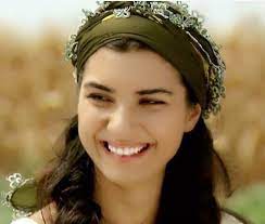 Bu boşanmanın sebebi de cesur ve güzel dizisi olarak gösterildi. Esra82 Twitterissa Her Karakterini Severim Ama Asi Nin Yeri Bir Baska Tubabuyukustun Asiyekozcuoglu Asi