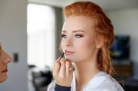 Good morning everyone. Wow I can't believe this year is almost gone! I'm so  looking forward to getting back behind the makeup brushes soon and catching  up with you all 😘 In