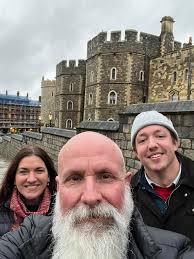 The Stooges visited Windsor Palace as we are back in the UK for our final  night. The King sends his regards. There is a BBQ joint by the palace gates  as King