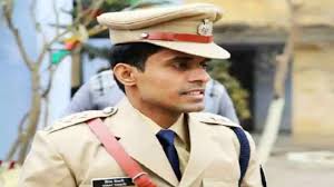 Ips delivers ac & dc electric motor and generator reliability across north america for continuous process industries, including power generation (wind, nuclear, hydro and fossil), petrochemical, oil & gas, metals, mining, paper and aggregates & cement. Ips Vinay Tiwari Was Extended All Courtesies Befitting An Officer Of His Rank Mumbai Police