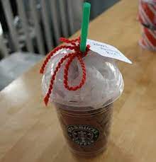 Starbucks is offers reusable cups for just $1.00. Cute Gift Card Wrapping Idea Starbucks Gift Card Starbucks Gift Crafty Gifts