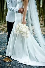 Erin Adam In 2020 With Images Ivory Wedding Gown Brunette Bride Bride Look