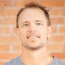 Derek Bowles's Instagram, Twitter & Facebook