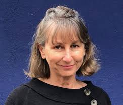 Carol Castanon's Instagram, Twitter & Facebook