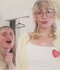 Stella Conner's Instagram, Twitter & Facebook