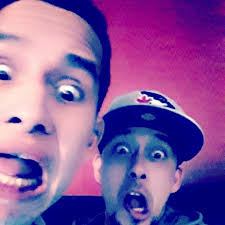 Hello Uniters Mate, look at this and tell me this isn't girly ugly asf, so  gross, so disgusting, I'm not buying this battle pass for the first time,  enough Uniters, not throwing