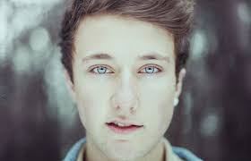 Sami Lane's Instagram, Twitter & Facebook