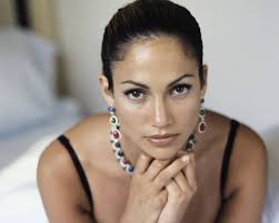 At Glance Jennifer Lopez Black Hair Color Everything Trends Design 960x768 Pixel Jennifer Lopez Photos Jennifer Lopez Young Jenifer Lopez