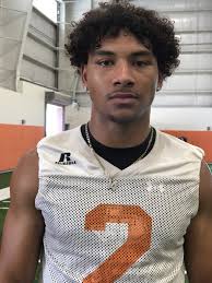 Trae Hollins, Celina