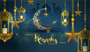 Download ramadhan kareem stock vectors. Ramadan Kareem Poster Mit Reich Verziertem Halbmond Download Kostenlos Vector Clipart Graphics Vektorgrafiken Und Design Vorlagen