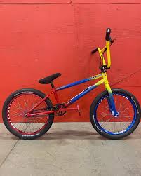 All bmx freestyle athletes participating in the 2021 uci urban cycling world championships from 4 to 8 june in montpellier (france) will be able to vote for one representative per gender. Daniel Dhers Facebook