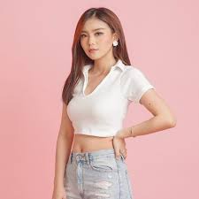 Jual MODAVIE - SHARLENE Crop Top Korea Knit Sexy Korean Style Kaos Kerah  Wanita Polo Shirt | Shopee Indonesia
