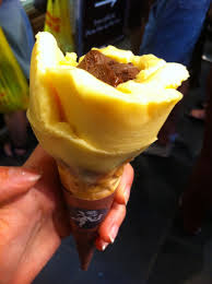 Amorino Gelato Paris Want A Great Combination Sorbet Du Chocolat Et Fruits De La Passion Tangy And Deep Dark Chocol Lactose Intolerant Dark Chocolate Sorbet