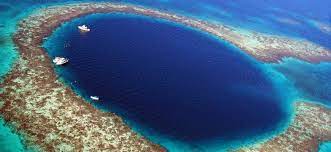 Just 43 miles off the mainland, it is easily experienced on a day trip. 2 Tauchsafaris Belize Barrier Reef Belize Liveaboard Com