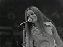 Nada — il cuore è uno zingaro 03:53. Nada Cantante Wikipedia