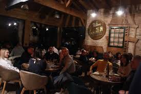 Casa cu bere‏ @casacubere1 12 дек. Mani Neumann Josef Kappl Ovidiu Lipan È›ÄƒndÄƒricÄƒ È™i Ulli Brand Au Ridicat Publicul In Picioare La Casa Cu Bere Foto Video Observatorbn