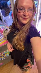 We went bowling & to the Bar the other night!!! 🎳 🍹🍻🥃 it was a blast.  We haven't had an adult only night in a long while 🫶🫶