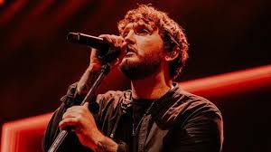Lirik Dan Terjemahan Bahasa Indonesia Lagu Quite Miss Home James Arthur Tribun Wow