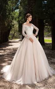 Vintage 2017 Lace Long Sleeves Wedding Dresses Bridal Gown Off The Shoulder Button Back Pl Ball Gowns Wedding Wedding Dress Long Sleeve Ball Gown Wedding Dress