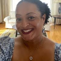 300+ "Iris Martín" profiles