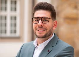 Dennert Raumfabrik: Handelsvertretungen Fred Schwarz, Anja Wegner und  Patrick Schedel